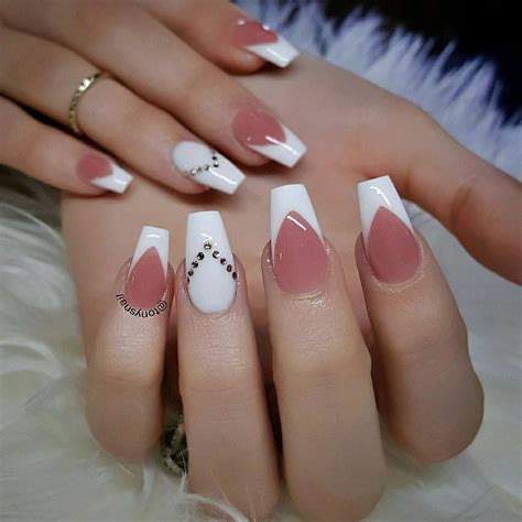 Ven a hacerte tus uñas esculpidas con nosotros. Diseños para uñas largas - Moda y Estilo | Diseños para ...