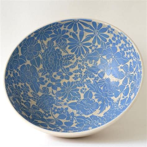 Bowl With Sgraffito Flowers At The Inside Etsy Sgraffito Ceramic