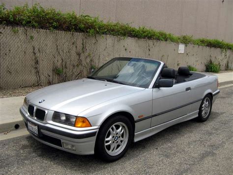 The z3 was built in the united states at bmw's plant 10.1, located in spartanburg, south carolina. 1999 bmw z3 convertible