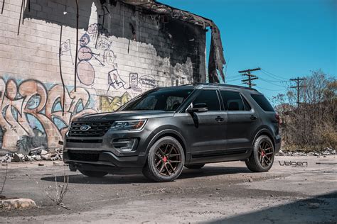The one credited with starting it all — as far as america's love affair with the sport utility vehicle goes — the ford explorer has justifiably earned its status as a genuine american icon. FORD EXPLORER VELGEN WHEELS VMB5 20X10.5 | Ford Explorer ...