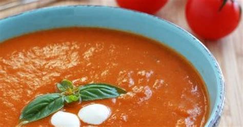 10 Best Creamy Tomato Soup With Fresh Tomatoes Recipes Yummly