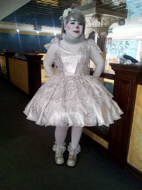 Pin By Max B0t On Payasitasclown Girls Female Clown Cute Clown Clown