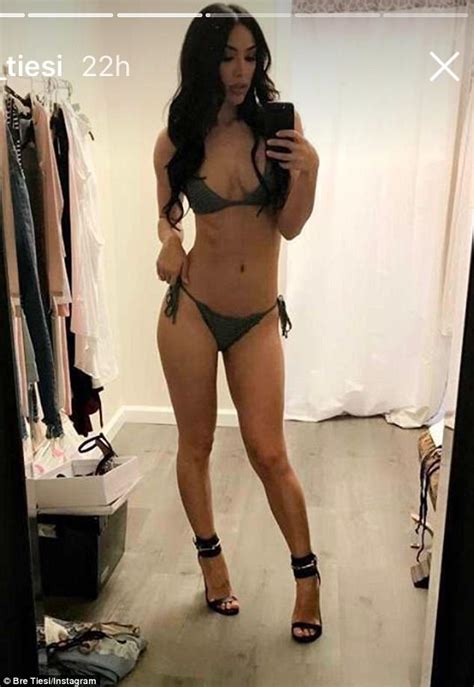 Johnny Manziel s fiancée Bre Tiesi stuns in bikini Daily Mail Online