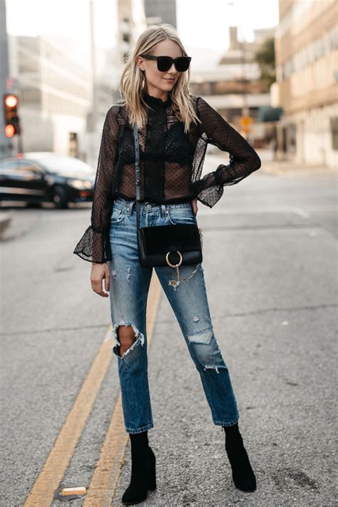 We always recommend that you try your new shoes inside on carpet to ensure the fit before you wear them outside. A CASUAL WAY TO WEAR A BLACK LACE TOP | Fashion Jackson