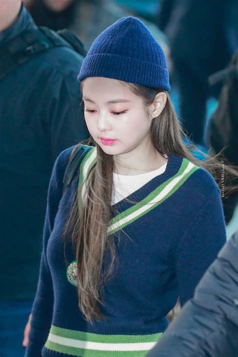 Jisoo, jennie, rose and lisa. Blackpink Rosé Jennie Jisoo Lisa in 2020 (With images ...
