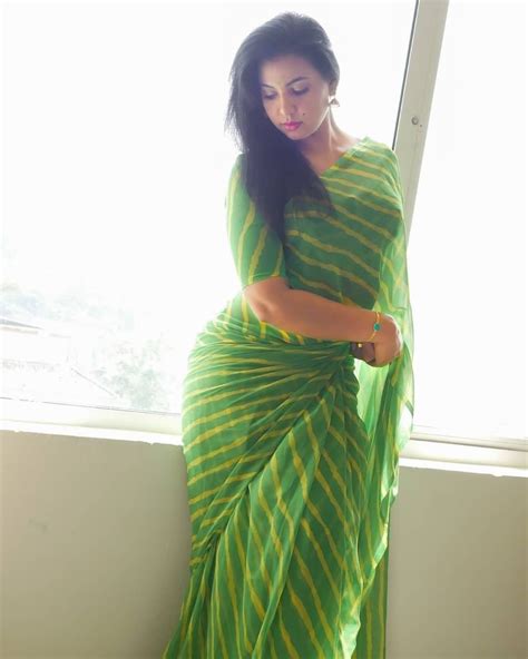Instagram Model Shanaya Shannu Latest Green Saree Stills Dvirals