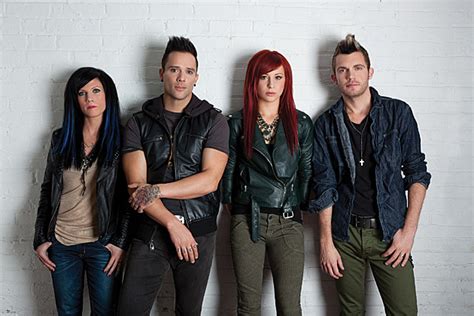 Skillet 'Halfway There' in Writing Next Studio Album
