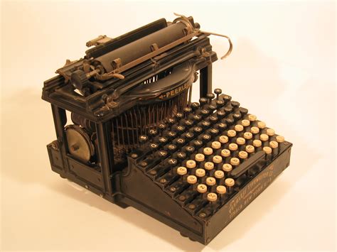 Xy Keyboards Heres An Old Typewriter Deskthority