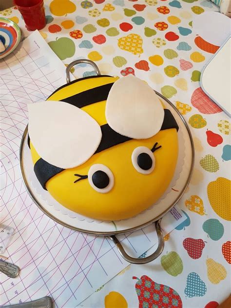 .nicht dabei sein und will ihr jetzt nachträglich noch ein kuchen backen. Die besten 25+ Biene maja torte Ideen auf Pinterest ...