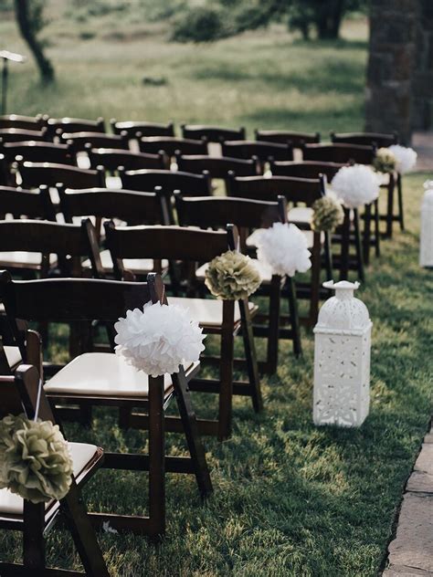 15 Ways To Use Paper Flowers At Your Wedding