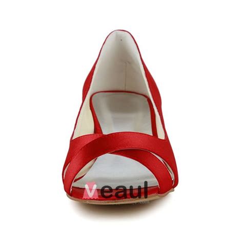 Simple Peep Toe Red Satin Kitten Heels Pumps Bridal Wedding Shoes
