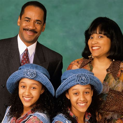 Check Out The Stars Of Sister Sister Then And Now