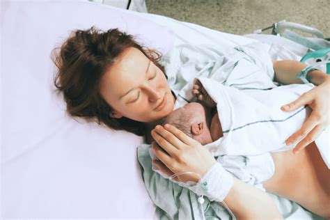 Natural Childbirth Vs Epidural Side Effects And Risks • Kopa Birth®