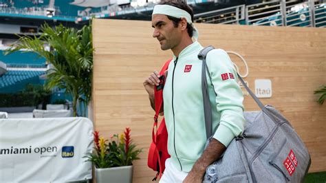 roger federer letting swiss star leave nike for uniqlo was an atrocity says former nike