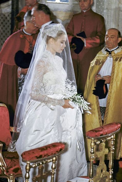 See more ideas about grace kelly wedding, grace kelly, princess grace kelly. 13 Things You Didn't Know About Lily of the Valley | Grace ...