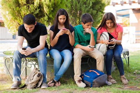 8 Reasons Why Its Best To Limit Phone Use For Teens