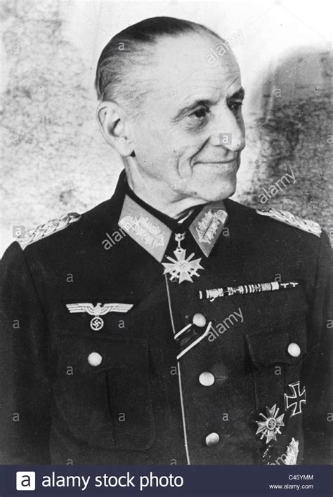 Prinz ernst august auf dem weg in den gerichtssaal. Ernst August von Koestring, 1944 Stock Photo - Alamy
