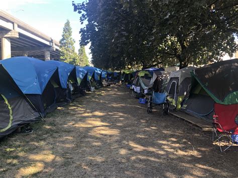 After Just Weeks Seattle Homeless Camp Prepares For Another Move