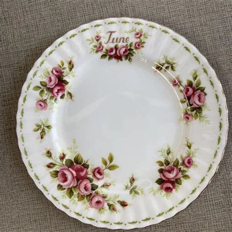 Vintage Royal Albert Collector S Plate Flower Of The Month Series June Roses 8 20 00 Picclick