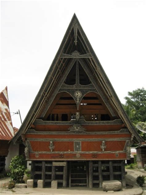 Membahas mengenai rumah adat batak mungkin sebagian dari kamu sudah mengenal bentuk dari rumah adat batak. Rumah Bolon (Rumah Adat Batak Toba) | KASKUS