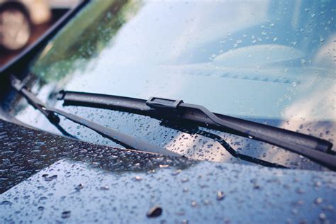Who Invented The Windshield Wiper A Look Into Its History And