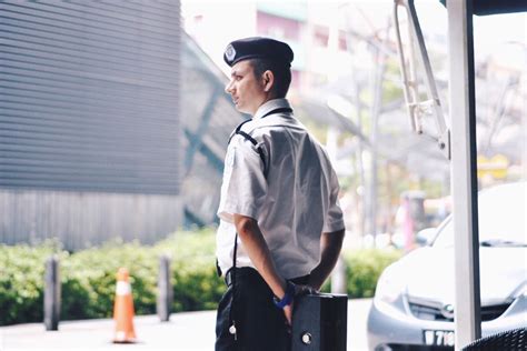 5 Traits of a Good Security Guard - Corinthians Group of Companies