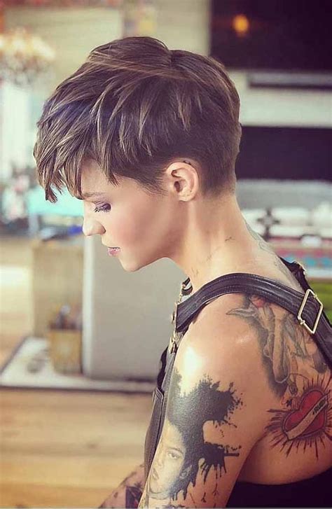 10 Edgy Pixie Cuts With Cute Color Twists Pop Haircuts
