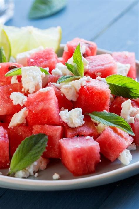 Salat -Highlight im Sommer Melonensalat mit Feta und Minze
