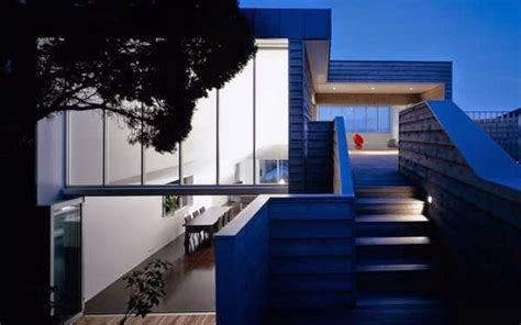 Contemporary Aussie Multi Level House Design With An Eyeful That Takes