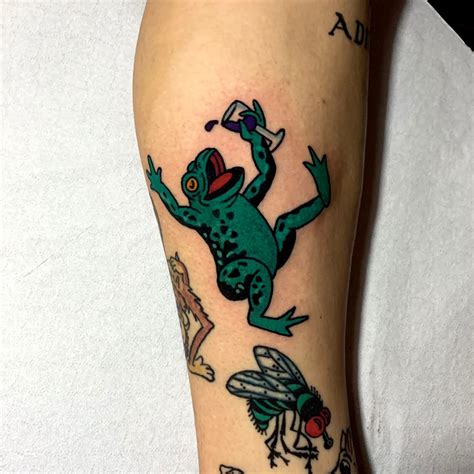 Traditional Frog Tattoo Frog Tattoos Seashell Tattoos Tattoos