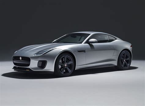 Jaguar F Type Sports Car Debuts With World First Gopro Technology