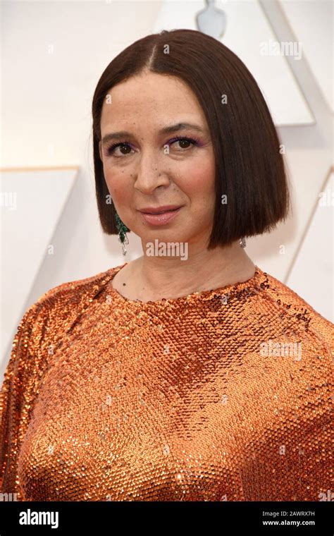 Maya Rudolph Walking On The Red Carpet At The Nd Annual Academy