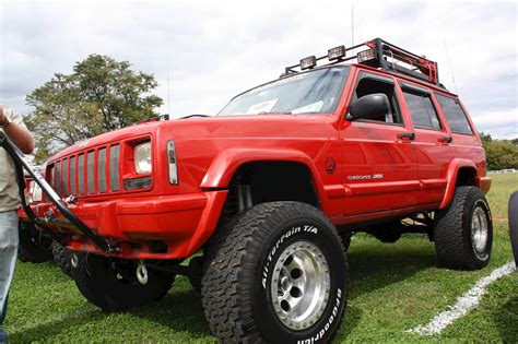 See pricing for the used 2000 jeep cherokee sport suv 4d. 2000 Jeep Cherokee Sport - 2dr SUV 4.0L Manual