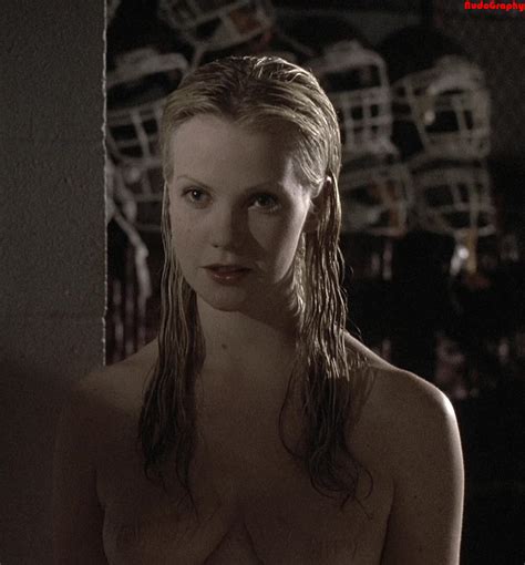 Nude Celebs In Hd Laura Harris Picture Original Laura Harris The Faculty P
