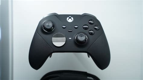 Brief Hands On With Microsofts New Xbox Elite Wireless Controller