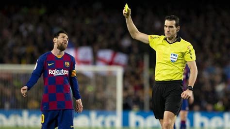 نتيجة مباراة برشلونة واشبيلية اليوم 10/2/2021 كاس ملك اسبانيا. ارقام حكم الكلاسيكو بين برشلونة ومدريد