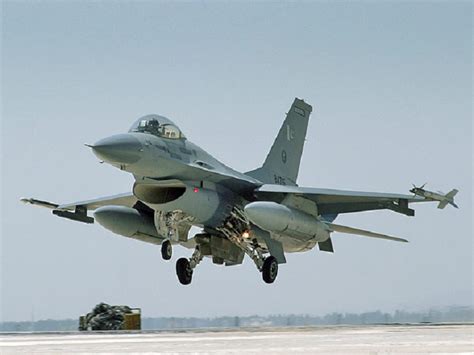 This is the third crash of a us military aircraft just this week. USA company to upgrade PAF's F16 aircraft with Sniper ...