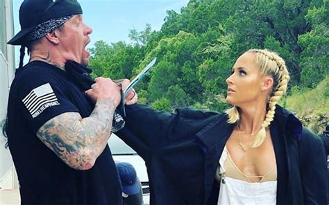 What Is The Age Difference Between The Undertaker And His Wife Michelle Mccool