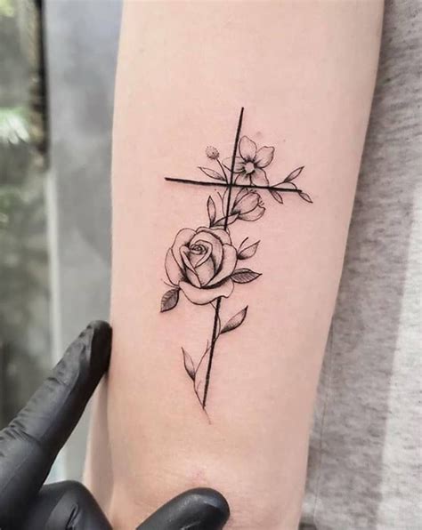 Though the most apparent meaning is in regards to faith, cross tattoos actually hold various symbolisms and can mean differently for every person in today's diversity of people. 10 Best Cross Tattoo Design Ideas - Top Beauty Magazines