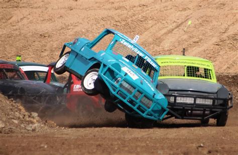 Stock car hexenkessel grimmen 80ps sep 13. Seit 25 Jahren Stock-Car-Action in Grimmen - ostsee-zeitung.de