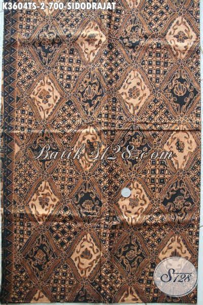 Batik Klasik Motif Istimewa Kain Batik Lawasan Khas Jawa Tengah