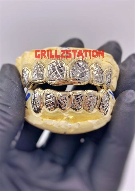 Precious solid gold dripping over signature punch design with our signature diamond cut fangs (slightly extended) this grillz set is an stlgrillzz exclusive. Pin on Permanent cut grillz