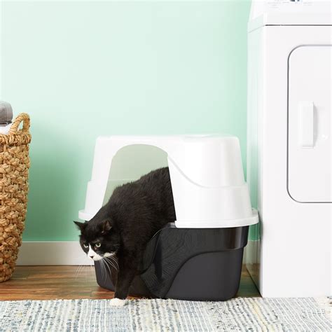 Natures Miracle Just For Cats Advanced Hooded Corner Cat Litter Box