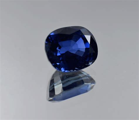 954 Carat Natural Unheated Cornflower Blue Sapphire Gemstone