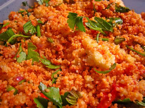 Check spelling or type a new query. Couscous Salat mit frischer Minze, Petersilie ...