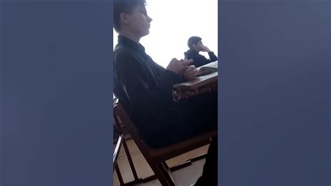 Школьник дрочит свой палец Ржака Youtube