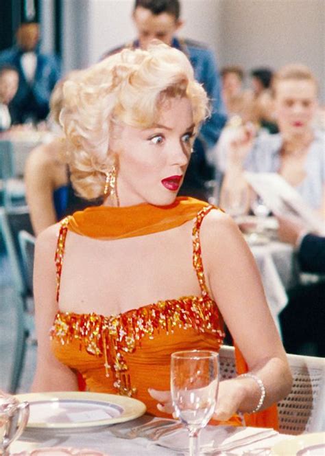 Marilyn Monroe In A Scene From Gentlemen Prefer Blondes 1953 Фотографии знаменитостей