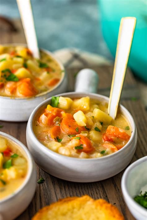 My favorite feature of the instant pot is the saute function. Cheesy Potato Soup Recipe (Potato Chowder) - The Cookie ...
