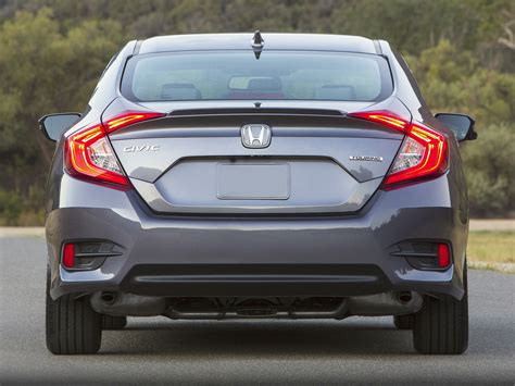 The civic uses a new power steering rack that changes ratio for better response in corners or calmer adjustable suspension is surprisingly standard on all civic si models, which is a boon to overall performance. New 2018 Honda Civic - Price, Photos, Reviews, Safety ...