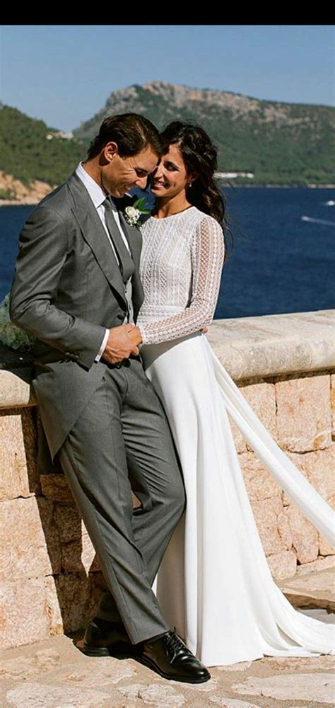 Pin by Anitta Babu on wedding gowns | Beautiful wedding gowns, Wedding